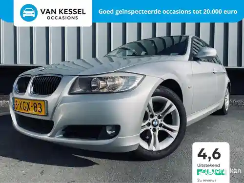 BMW 318i 2011