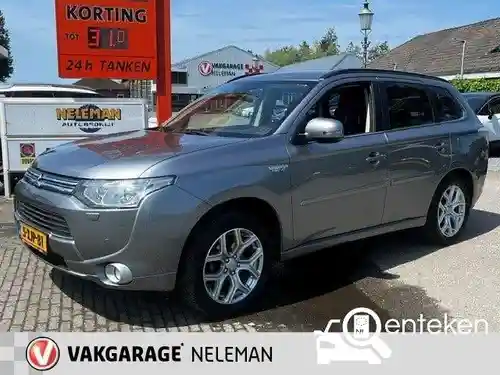 Mitsubishi Outlander 2.0 Plug-In Hybrid 2014