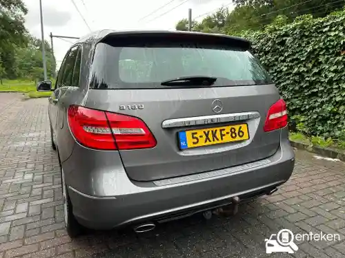 Mercedes-Benz B 180 2014