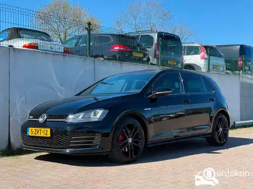 VW Golf Variant 2.0 TDI BMT 2013