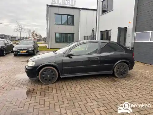 Opel Astra 1.8 16V 2001