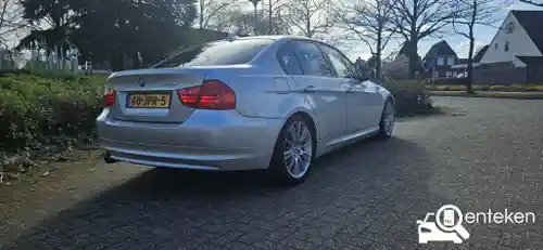 BMW 320i 2009