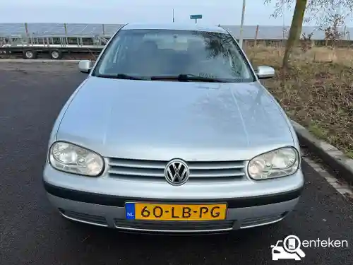 VW Golf 1.6 2002