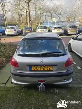 Peugeot 206 75 2005