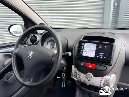 Peugeot 107 1.0 70 2011