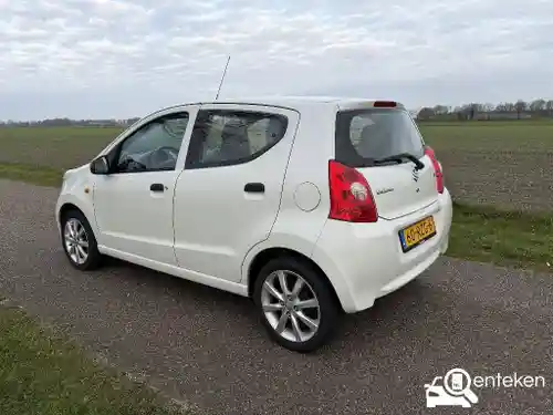Suzuki Alto 1.0 2011