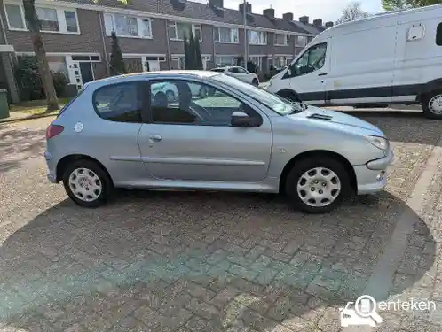 Peugeot 206 75 2006