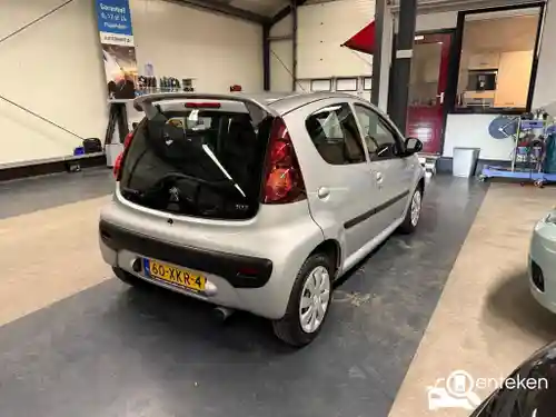 Peugeot 107 1.0 68 2012