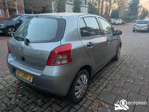 Toyota Yaris 1.3 2008