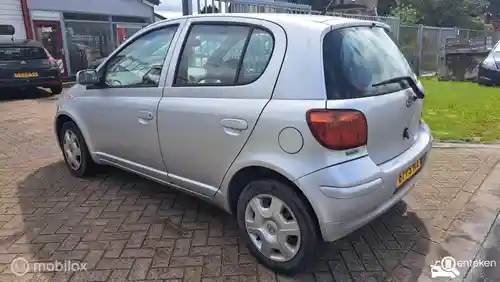 Toyota Yaris 1.3 2004