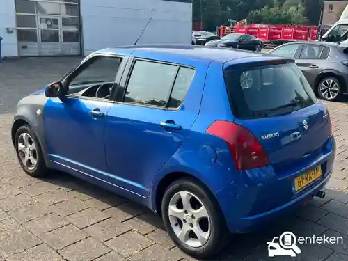 Suzuki Swift 1300 2005