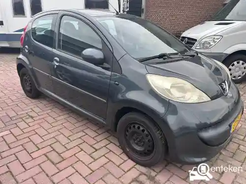 Peugeot 107 1.0 70 2006