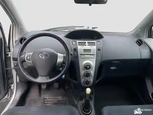 Toyota Yaris 1.3 2006