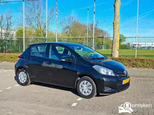 Toyota Yaris 1.0 2012