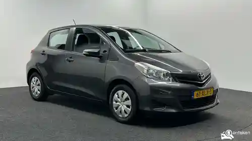 Toyota Yaris 1.0 2012