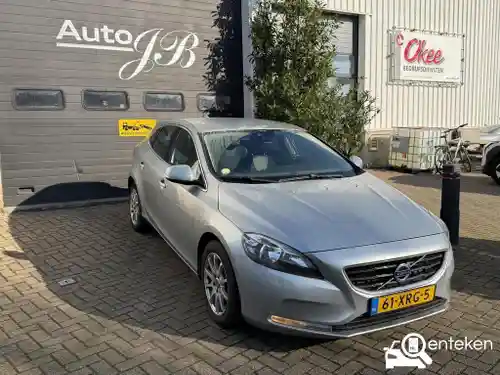 Volvo V40 D2 2012