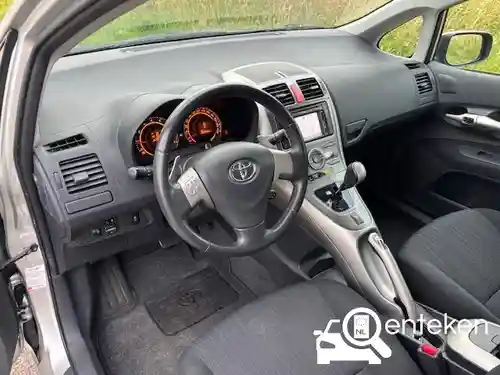 Toyota Auris 1.6 2009