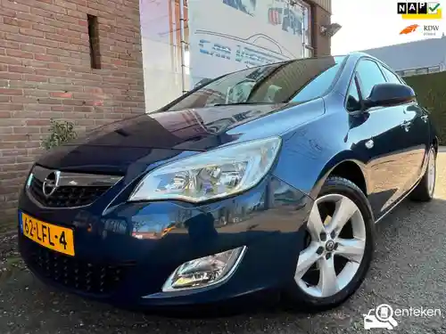 Opel Astra 1.6 2010