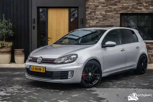 VW Golf GTI 2010