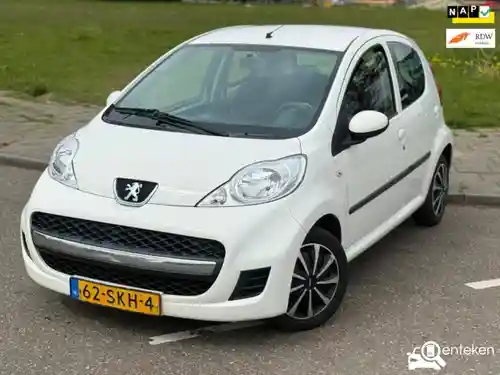 Peugeot 107 1.0 70 2011