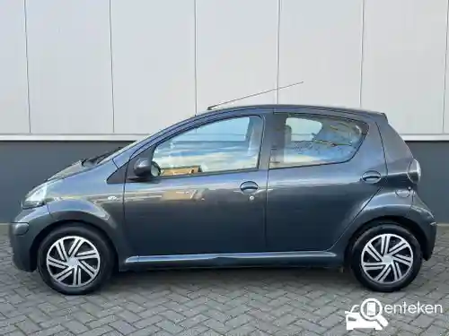 Toyota Aygo 1.0 2011