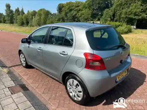 Toyota Yaris 1.3 2006