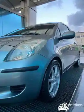 Toyota Yaris 1.3 2006