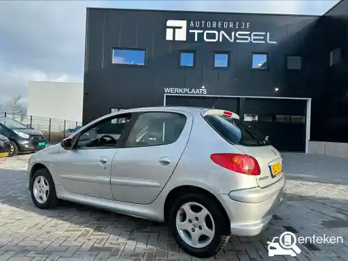 Peugeot 206 75 2007
