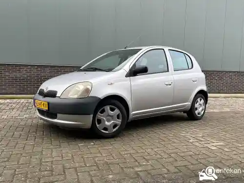 Toyota Yaris 1.0 2001