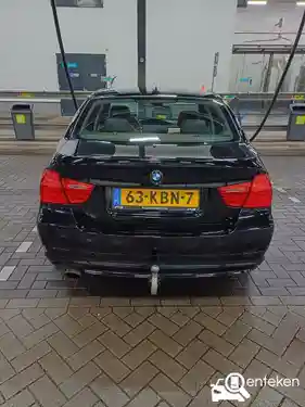 BMW 318i 2009