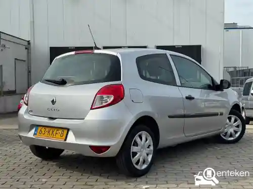 Renault Clio 1.2 16V 75 2010