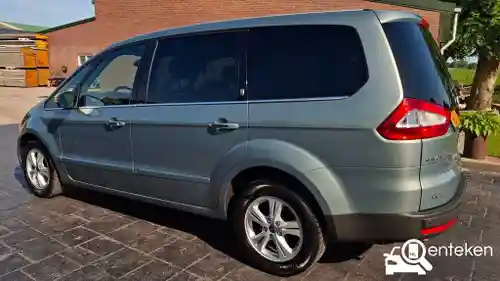 Ford Galaxy 2.0 2010
