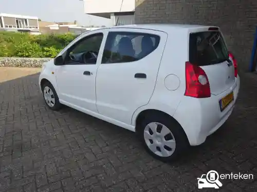 Suzuki Alto 1.0 2011