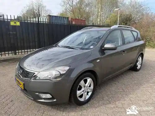 KIA cee´d Sporty Wagon 1.4 ISG 2011