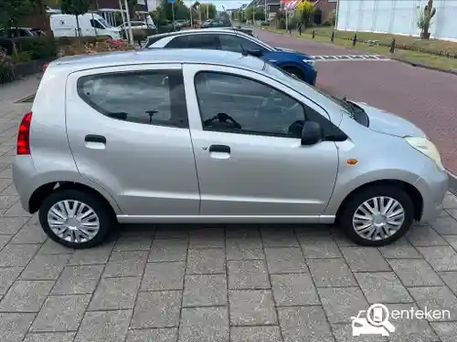 Suzuki Alto 1.0 2011