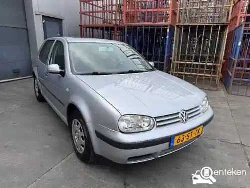 VW Golf 1.6 2001