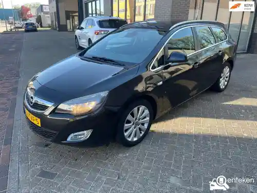 Opel Astra Sports Tourer 1.7 CDTI 2012