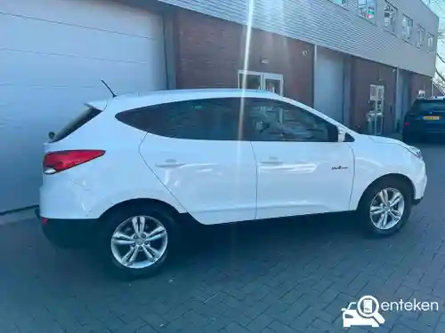 Hyundai ix35 1.6 blue 2012