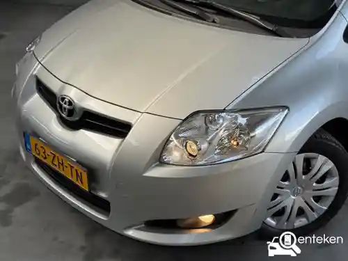 Toyota Auris 1.6 2008