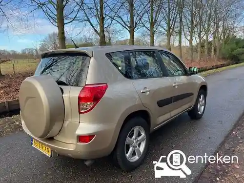 Toyota RAV4 2.0 2008