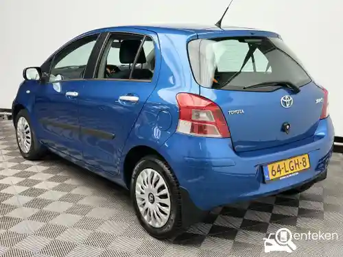 Toyota Yaris 1.33 2010
