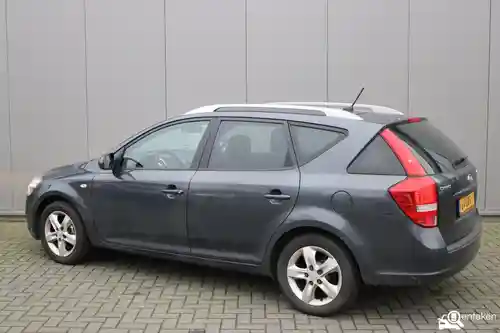 KIA cee´d Sporty Wagon 1.4 ISG 2010