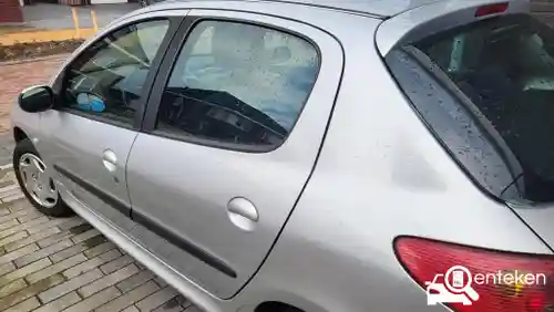 Peugeot 206 75 2003