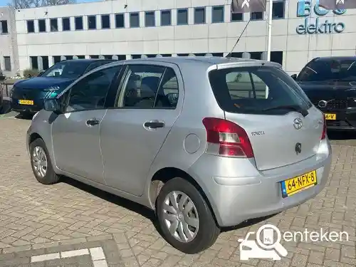 Toyota Yaris 1.0 2010