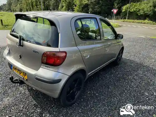 Toyota Yaris 1.3 2004