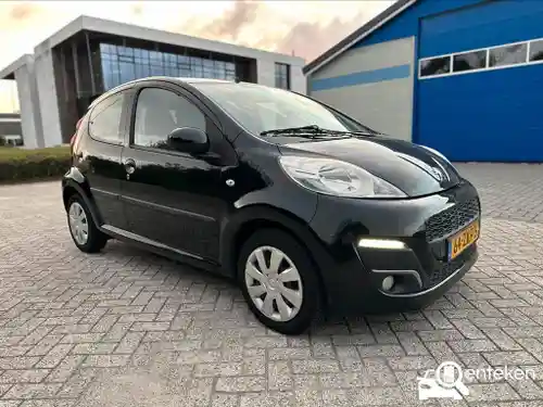 Peugeot 107 1.0 68 2012