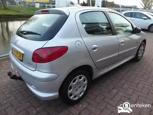 Peugeot 206 75 2008
