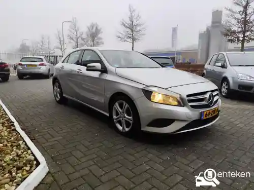 Mercedes-Benz A 180 2013