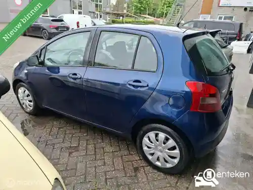 Toyota Yaris 1.3 2008