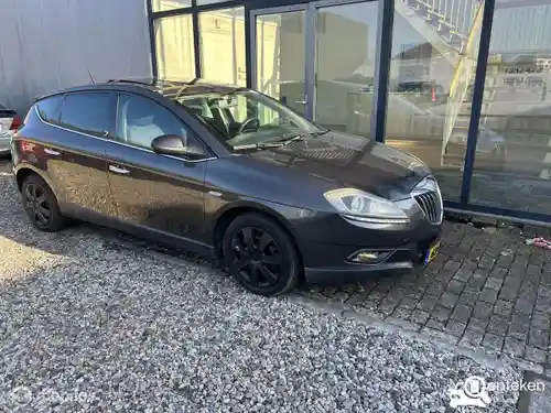 Lancia Delta 1.4 T-Jet 16v 2009
